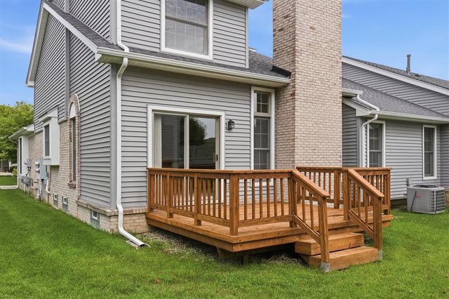 7492 Green Meadow Lane, Canton, MI 48187