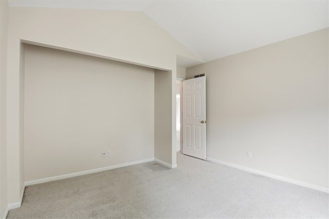 7492 Green Meadow Lane, Canton, MI 48187