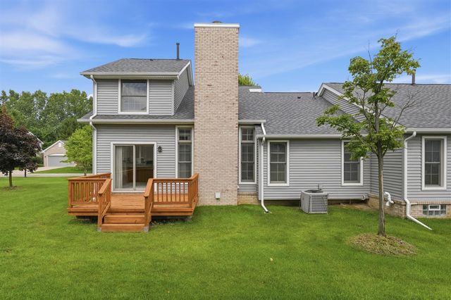 7492 Green Meadow Lane, Canton, MI 48187