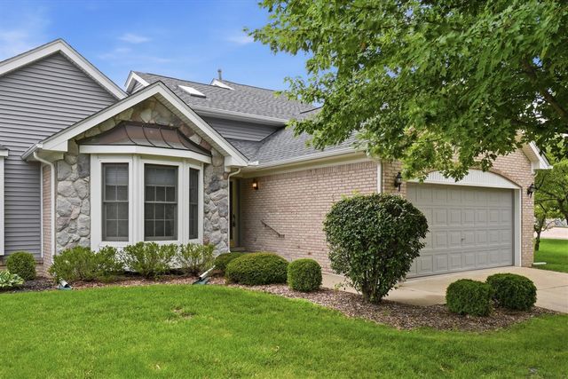 7492 Green Meadow Lane, Canton, MI 48187