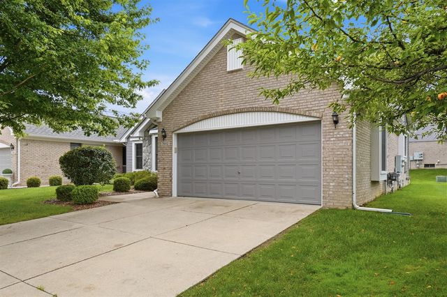 7492 Green Meadow Lane, Canton, MI 48187