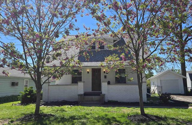 2907 McArthur Drive, Fort Wayne, IN 46809