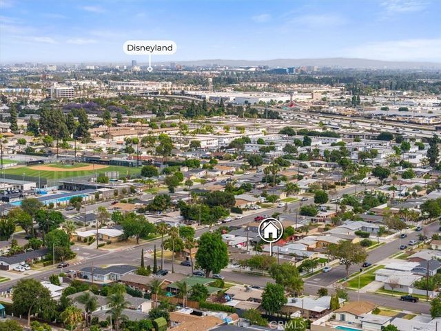 2012 W Dogwood, Anaheim, CA 92801