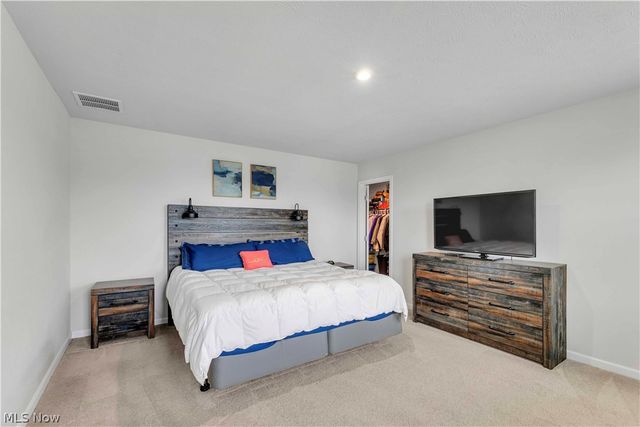 180 Wild Flower Drive, Elyria, OH 44035