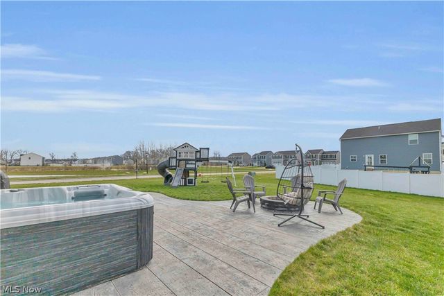 180 Wild Flower Drive, Elyria, OH 44035