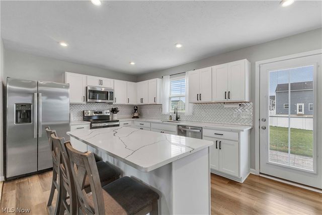 180 Wild Flower Drive, Elyria, OH 44035