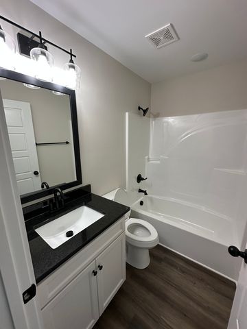 422 Shady Hill Road, Dickson, TN 37055