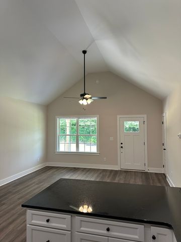 422 Shady Hill Road, Dickson, TN 37055