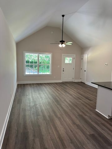 422 Shady Hill Road, Dickson, TN 37055