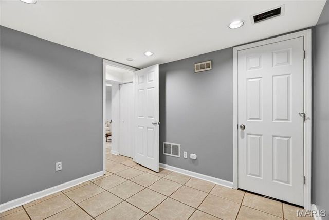 5916 State Road Pp, High Ridge, MO 63049