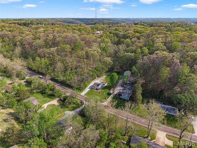 5916 State Road Pp, High Ridge, MO 63049