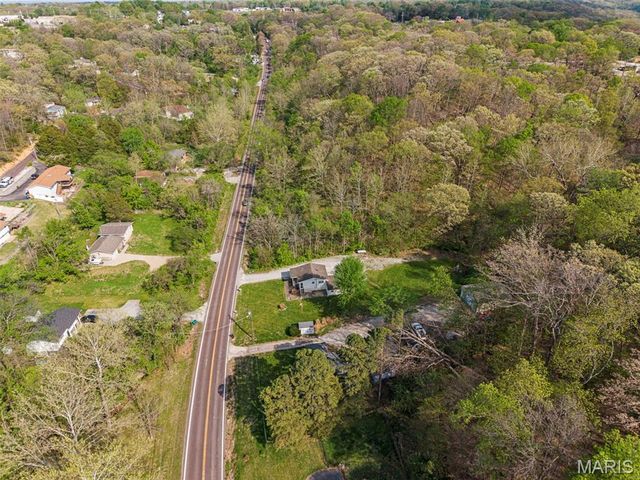 5916 State Road Pp, High Ridge, MO 63049