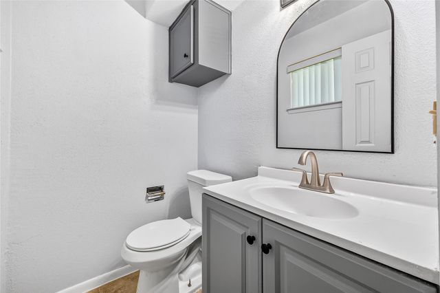 7026 Hedgewood Street, Houston, TX 77016