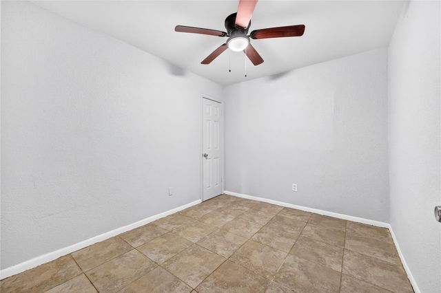 7026 Hedgewood Street, Houston, TX 77016
