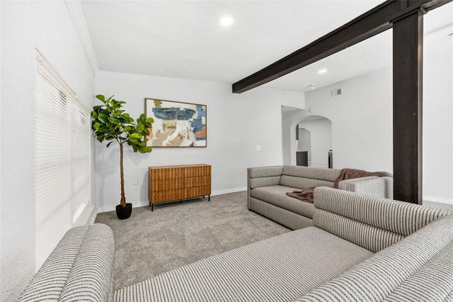 7026 Hedgewood Street, Houston, TX 77016