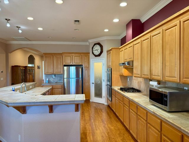 1566 Adams Rd, Yuba City, CA 95993