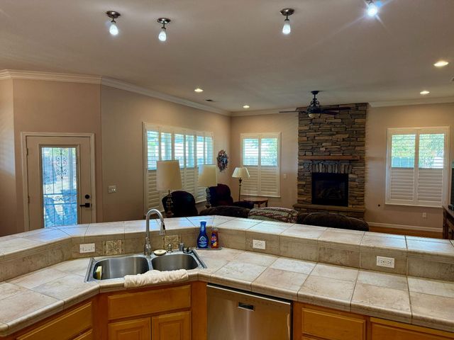 1566 Adams Rd, Yuba City, CA 95993