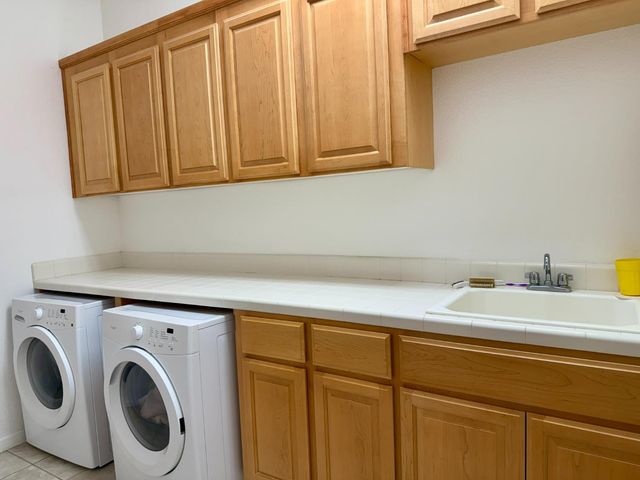 1566 Adams Rd, Yuba City, CA 95993