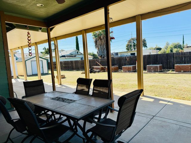 1566 Adams Rd, Yuba City, CA 95993