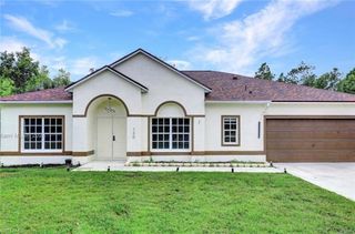 130 16th AVE NE, Naples, FL 34120