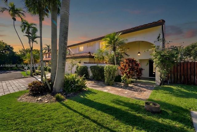 2560 Bass Way, Cooper City, FL 33026