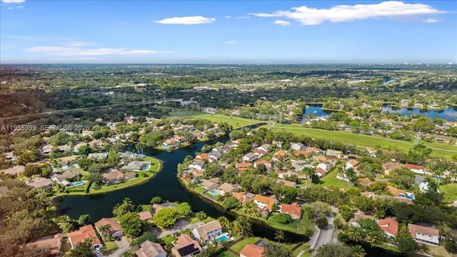 2560 Bass Way, Cooper City, FL 33026