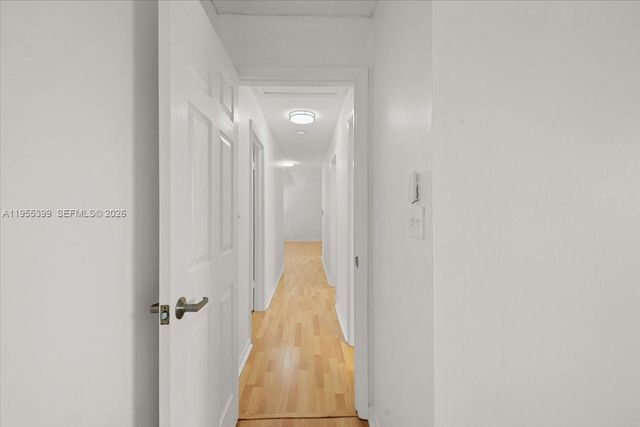 2560 Bass Way, Cooper City, FL 33026