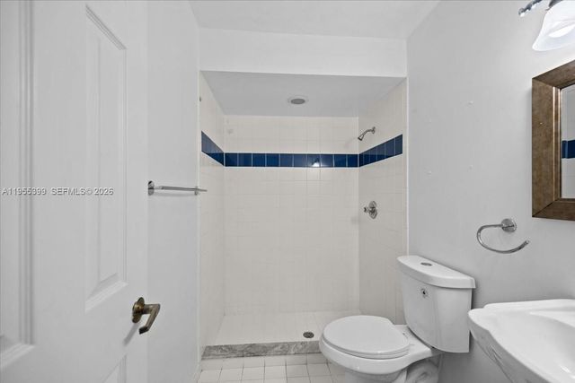 2560 Bass Way, Cooper City, FL 33026