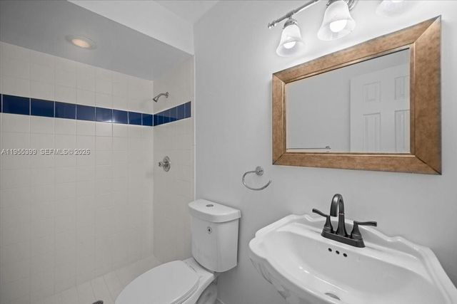 2560 Bass Way, Cooper City, FL 33026