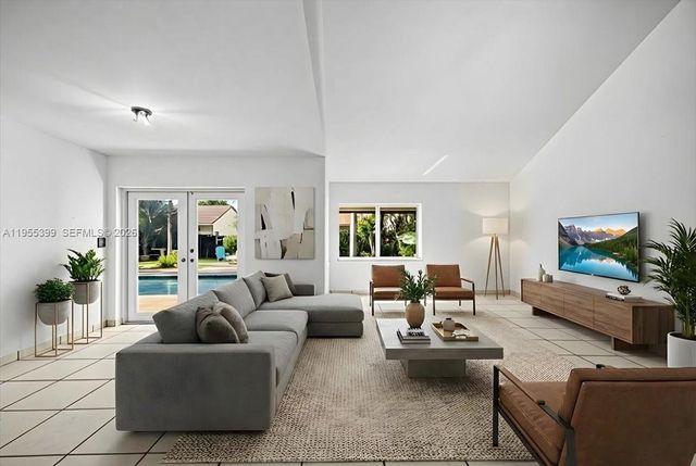 2560 Bass Way, Cooper City, FL 33026