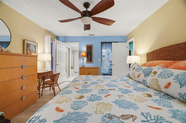 3207 GREEN DOLPHIN STREET, Tarpon Springs, FL 34689