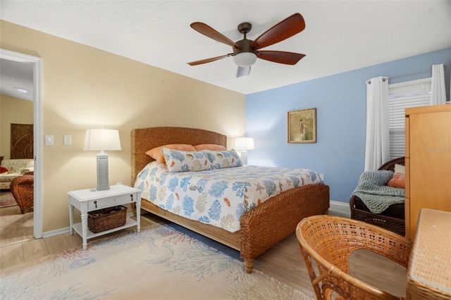 3207 GREEN DOLPHIN STREET, Tarpon Springs, FL 34689