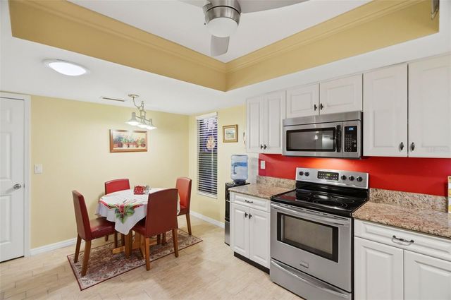 3207 GREEN DOLPHIN STREET, Tarpon Springs, FL 34689