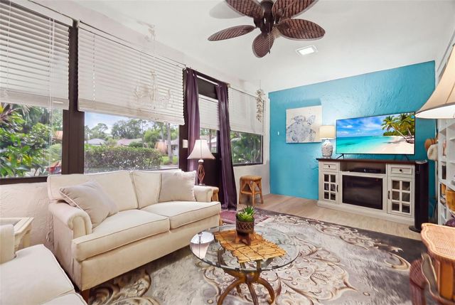 3207 GREEN DOLPHIN STREET, Tarpon Springs, FL 34689