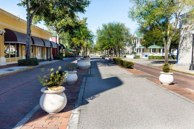 3207 GREEN DOLPHIN STREET, Tarpon Springs, FL 34689