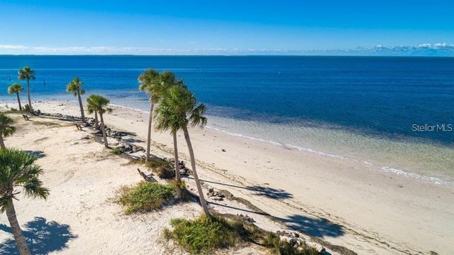 3207 GREEN DOLPHIN STREET, Tarpon Springs, FL 34689