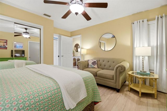 3207 GREEN DOLPHIN STREET, Tarpon Springs, FL 34689