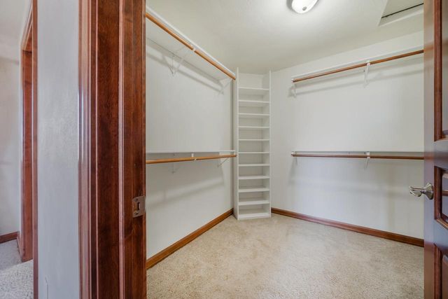 3895 SHOREBIRD COURT, Oshkosh, WI 54904