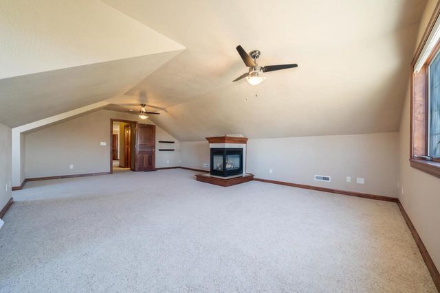 3895 SHOREBIRD COURT, Oshkosh, WI 54904