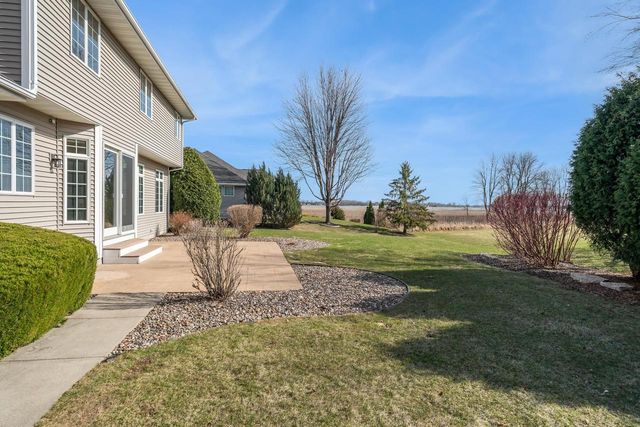 3895 SHOREBIRD COURT, Oshkosh, WI 54904