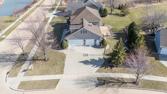 3895 SHOREBIRD COURT, Oshkosh, WI 54904