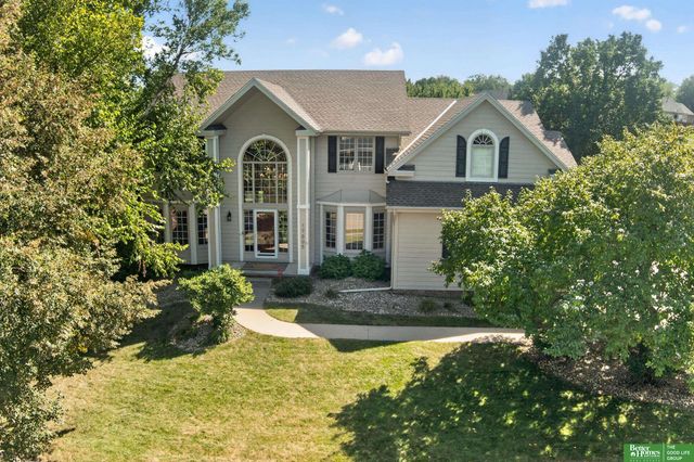 17505 Howard Street, Omaha, NE 68118