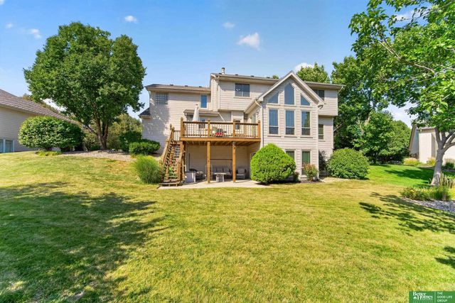 17505 Howard Street, Omaha, NE 68118