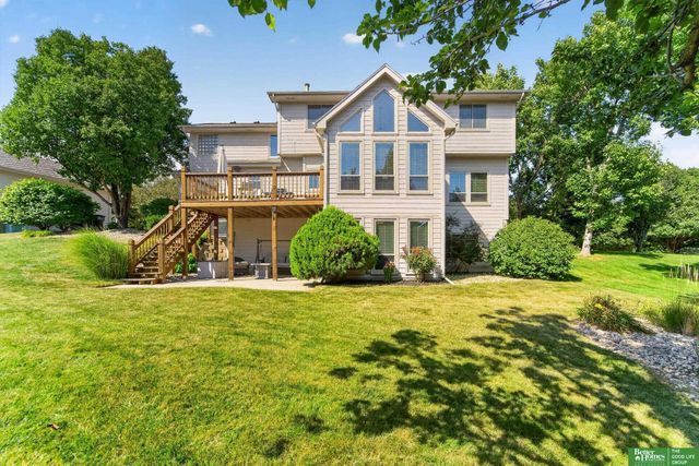 17505 Howard Street, Omaha, NE 68118