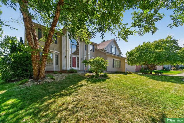 17505 Howard Street, Omaha, NE 68118