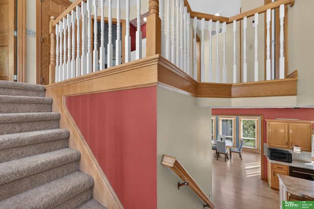 17505 Howard Street, Omaha, NE 68118