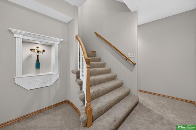17505 Howard Street, Omaha, NE 68118