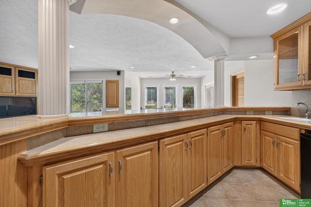 17505 Howard Street, Omaha, NE 68118