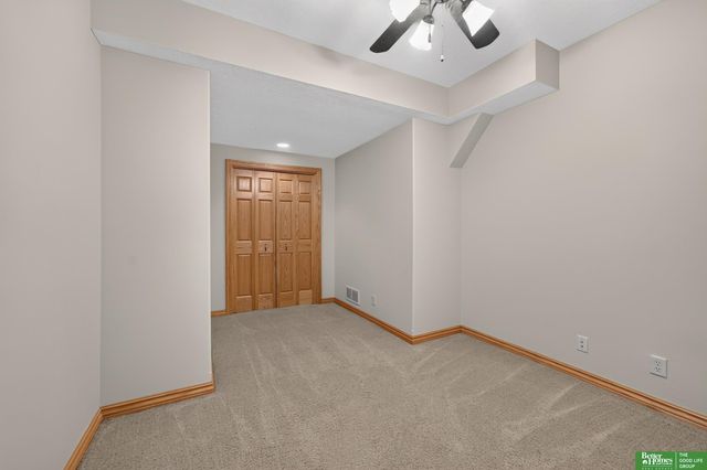 17505 Howard Street, Omaha, NE 68118