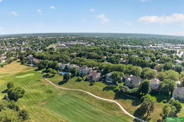 17505 Howard Street, Omaha, NE 68118